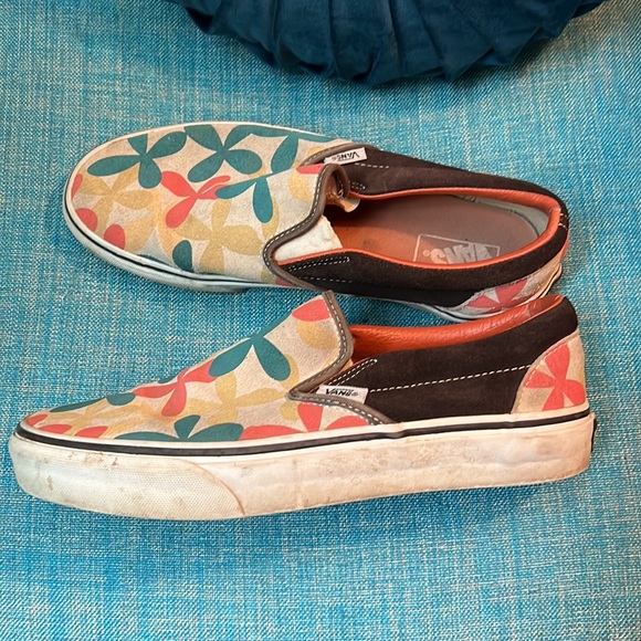 Women’s retro colour classic vans slip on - Picture 2 of 4